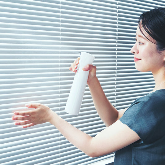 ひと吹きで、365日続く「抗菌ルーム」へ