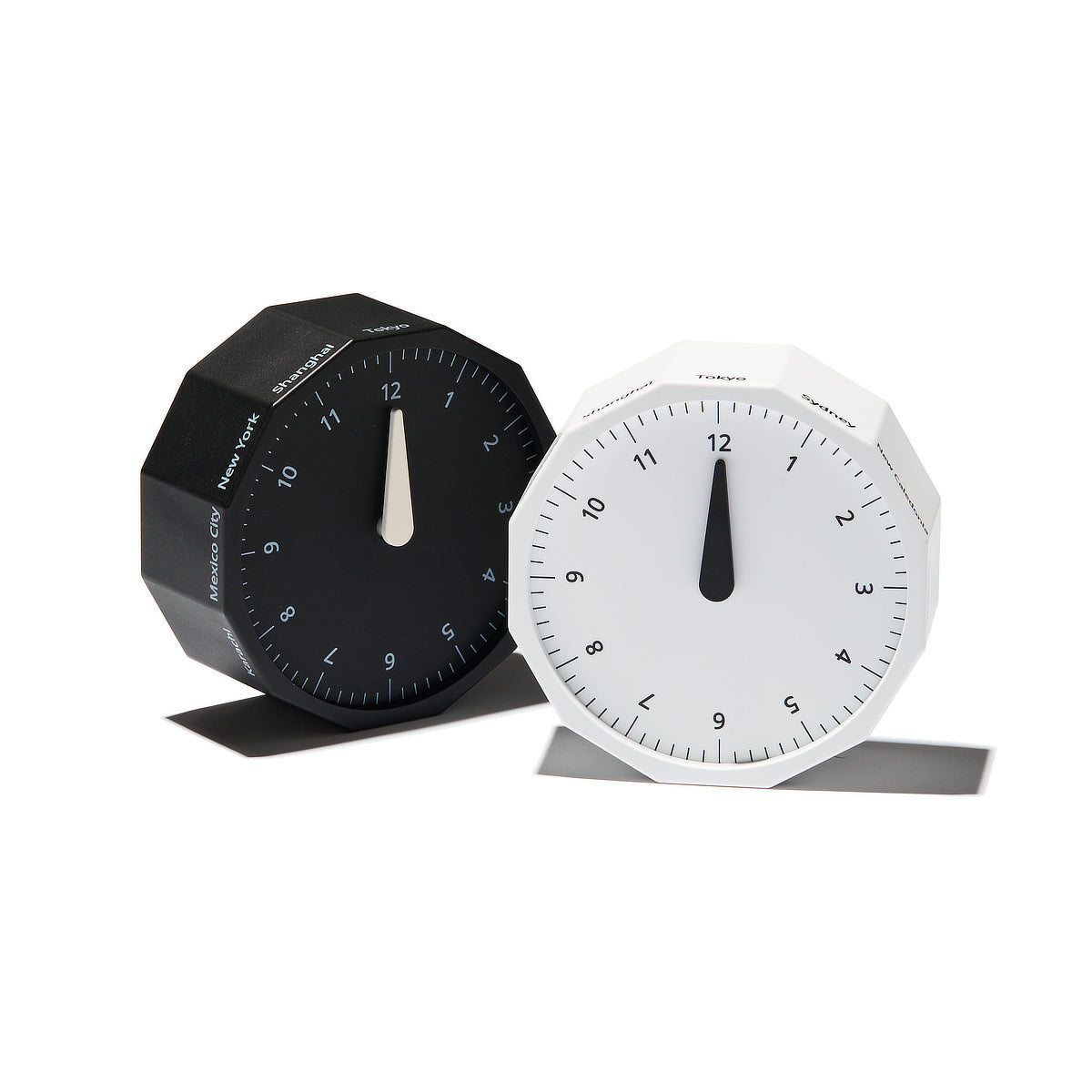 世界の都市の時刻を表示する、12角形の「World Clock」 – MONOCO