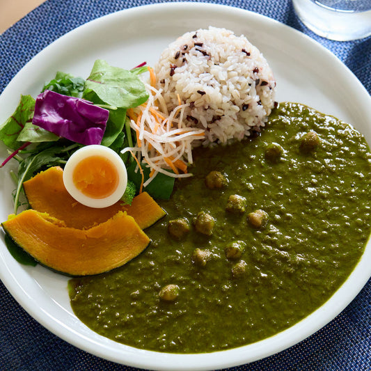 1食194kcal ヴィーガン&グルテンフリーの「クロレラベジカレー」