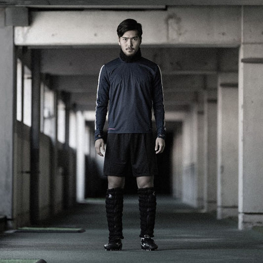 水中で体が冷えやすい水泳選手。|アスリートの声から生まれた「レッグウォーマー」|IONDOCTOR SPORTS