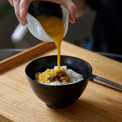 熱々ご飯にほたてをゴロッとのせ、とき卵をかけて、お好みでしょうゆを少々。｜「ゴロゴロほたての食べるオリーブオイル」「ゴロゴロほたての食べるラー油」の2種セット｜山神
