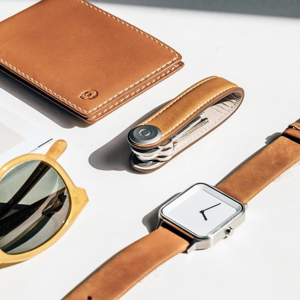 ドア前で迷わない「キーケース」オール本革｜Orbitkey