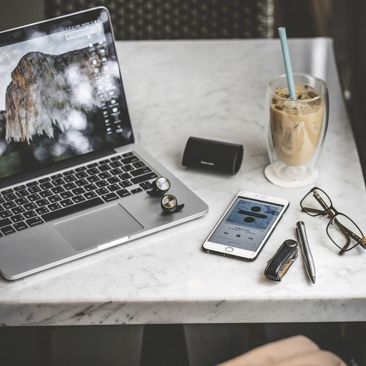 ドア前で迷わない「キーケース」オール本革｜Orbitkey