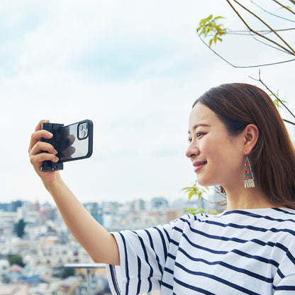 “この瞬間”を感じたい、でもスマホにも残したい