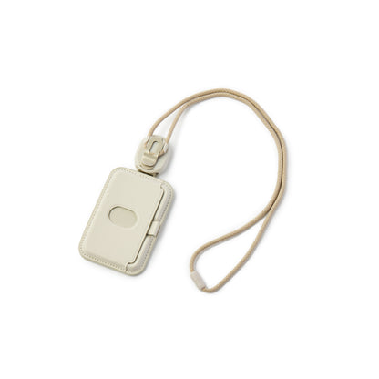 独自のワイヤーリールの「本革 IDカードホルダー」｜Orbitkey