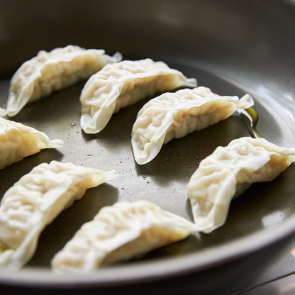 餃子、目玉焼き、スルンスルン～♪