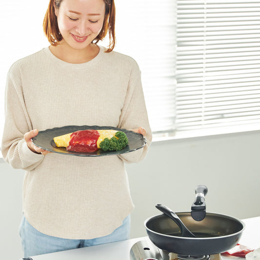 餃子、目玉焼き、スルンスルン～♪