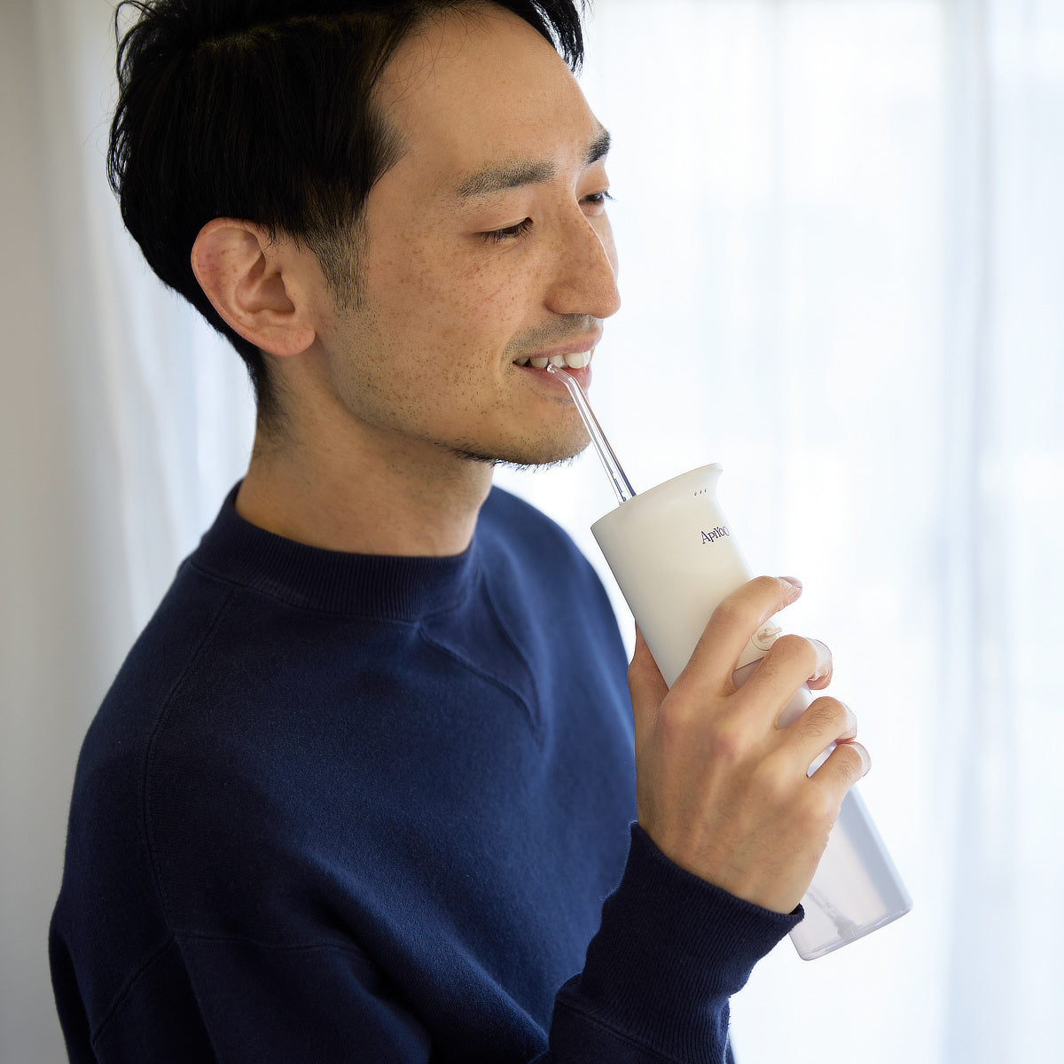 磨き残し、“水ようじ”でジェット洗浄