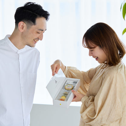 国産キャビア on 寿司、もうたまらん！