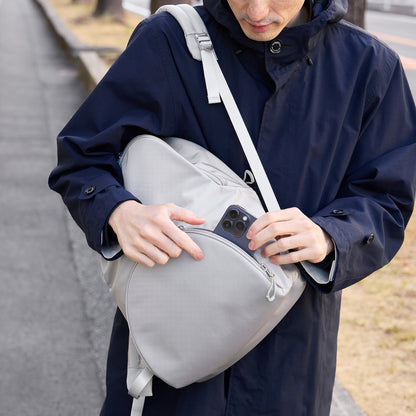 出し入れスムーズな「バネパカリュック」Sサイズ｜mayumasa