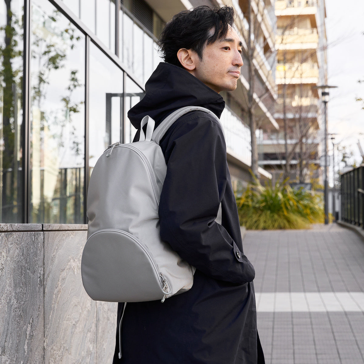 出し入れスムーズな「バネパカリュック」Sサイズ｜mayumasa