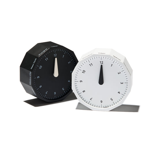 世界の都市の時刻を表示する、12角形の「World Clock」