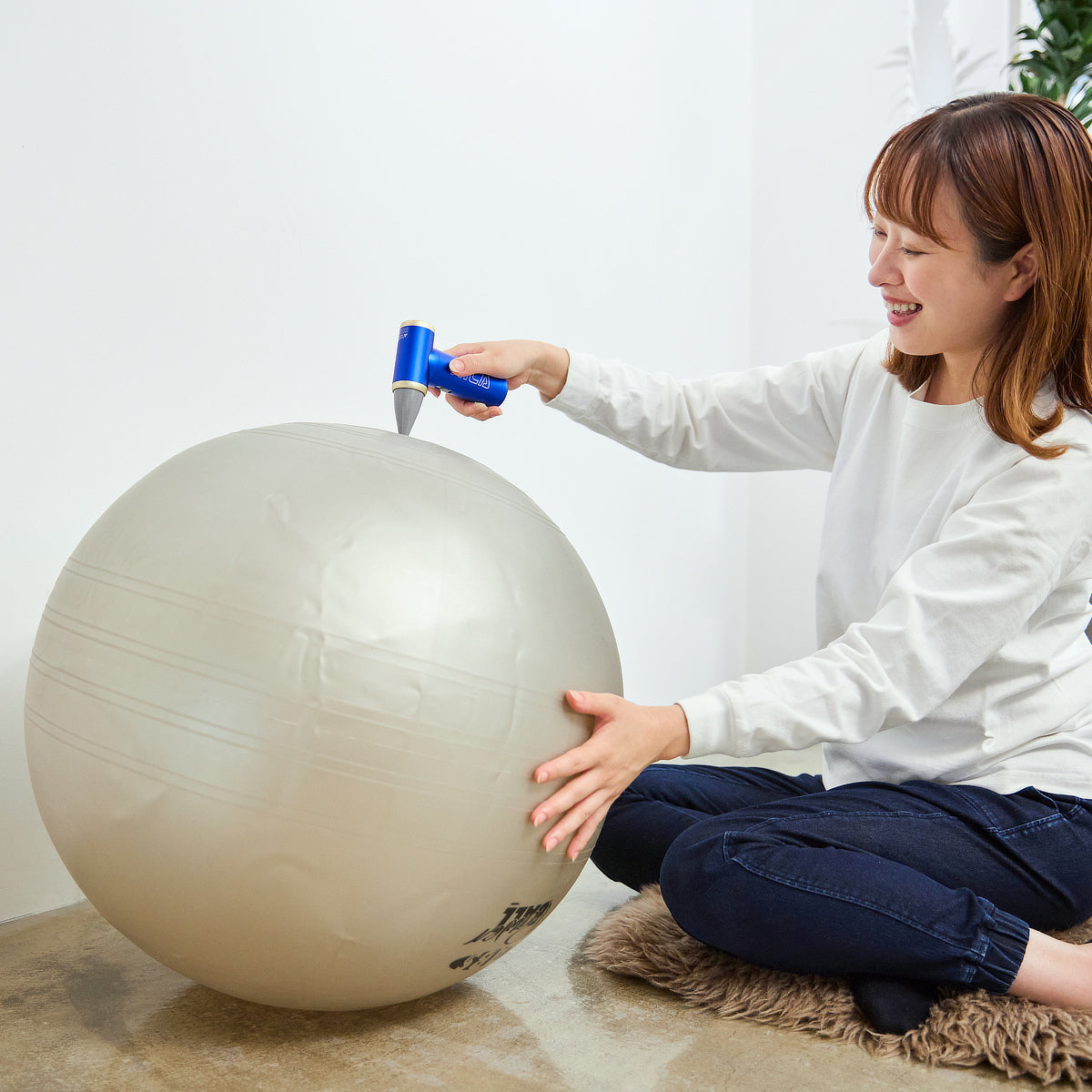 “突風スティック”、ポケットに入れて海へ、山へ