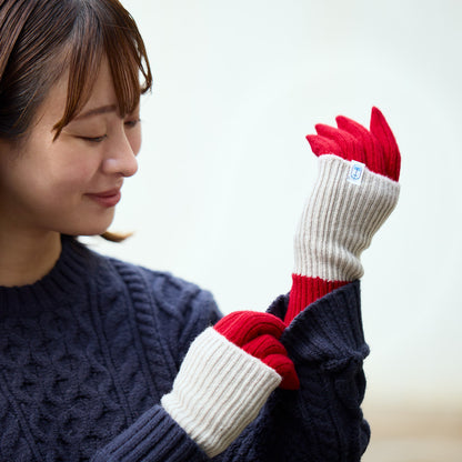 コーデに合わせて“変身”するカシミヤ手袋「long rib」｜tet.