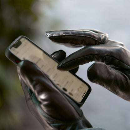 スマホ対応 東かがわ発、レザー手袋「leather touch」｜tet.