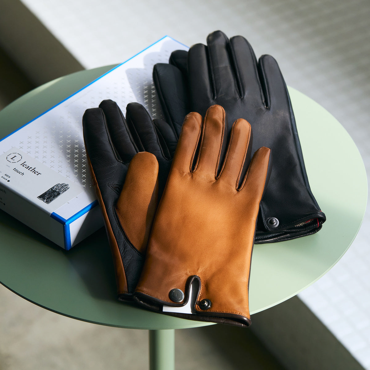 スマホ対応 東かがわ発、レザー手袋「leather touch」｜tet.