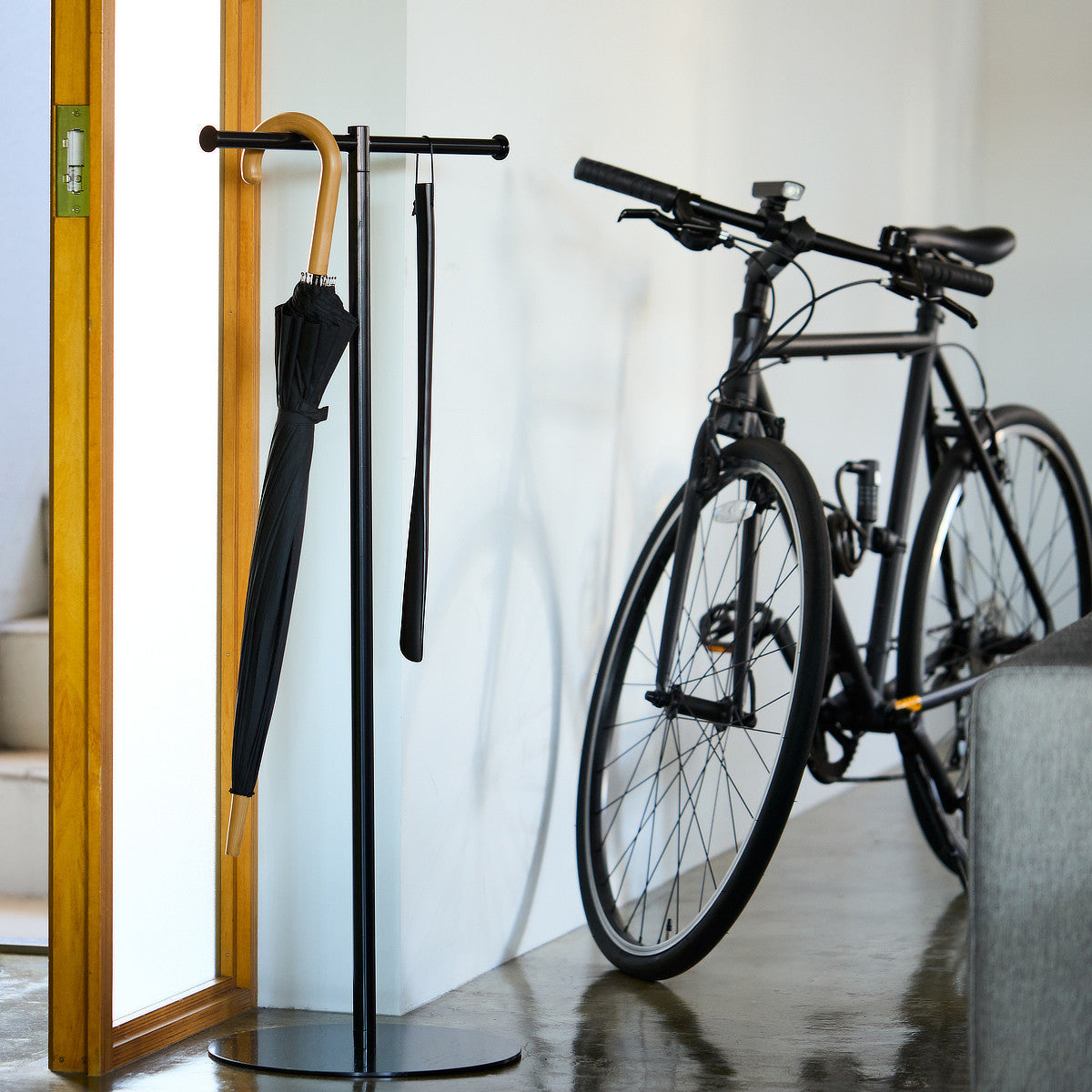 ここはHOTEL？ いや自宅だった！