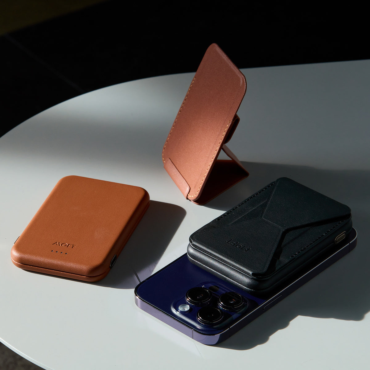 バッテリーパック＋超薄型スマホスタンドの「Snapスタンドパワーセット