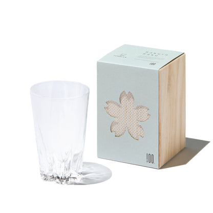 桜型の水滴が残る「タンブラー」1個 桐箱入り｜Sakurasaku