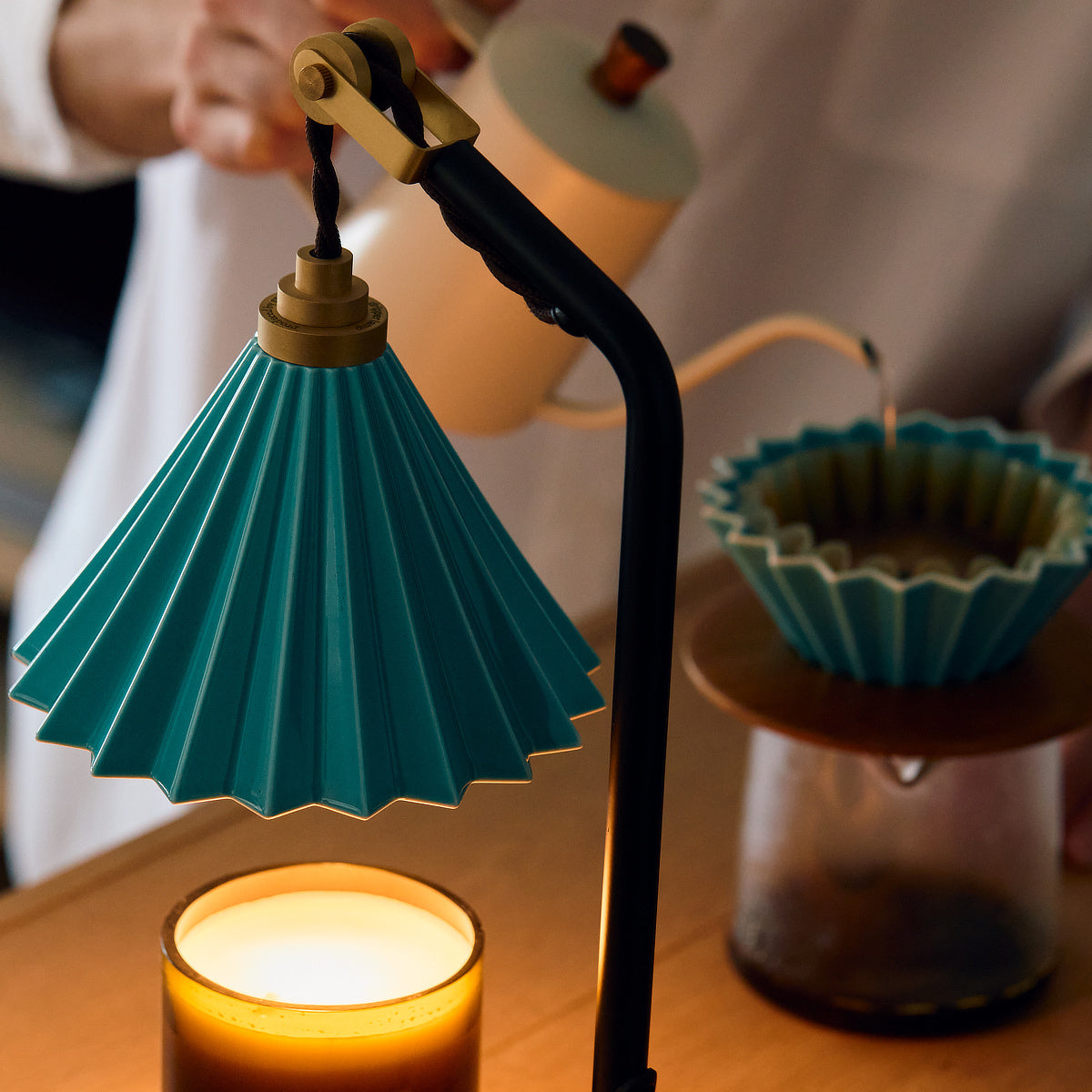 ドリッパーをシェードにした「キャンドルウォーマー」｜ORIGAMI LAMP