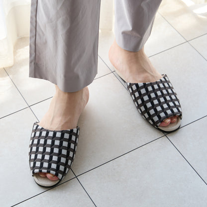 夏、素足の衣替え