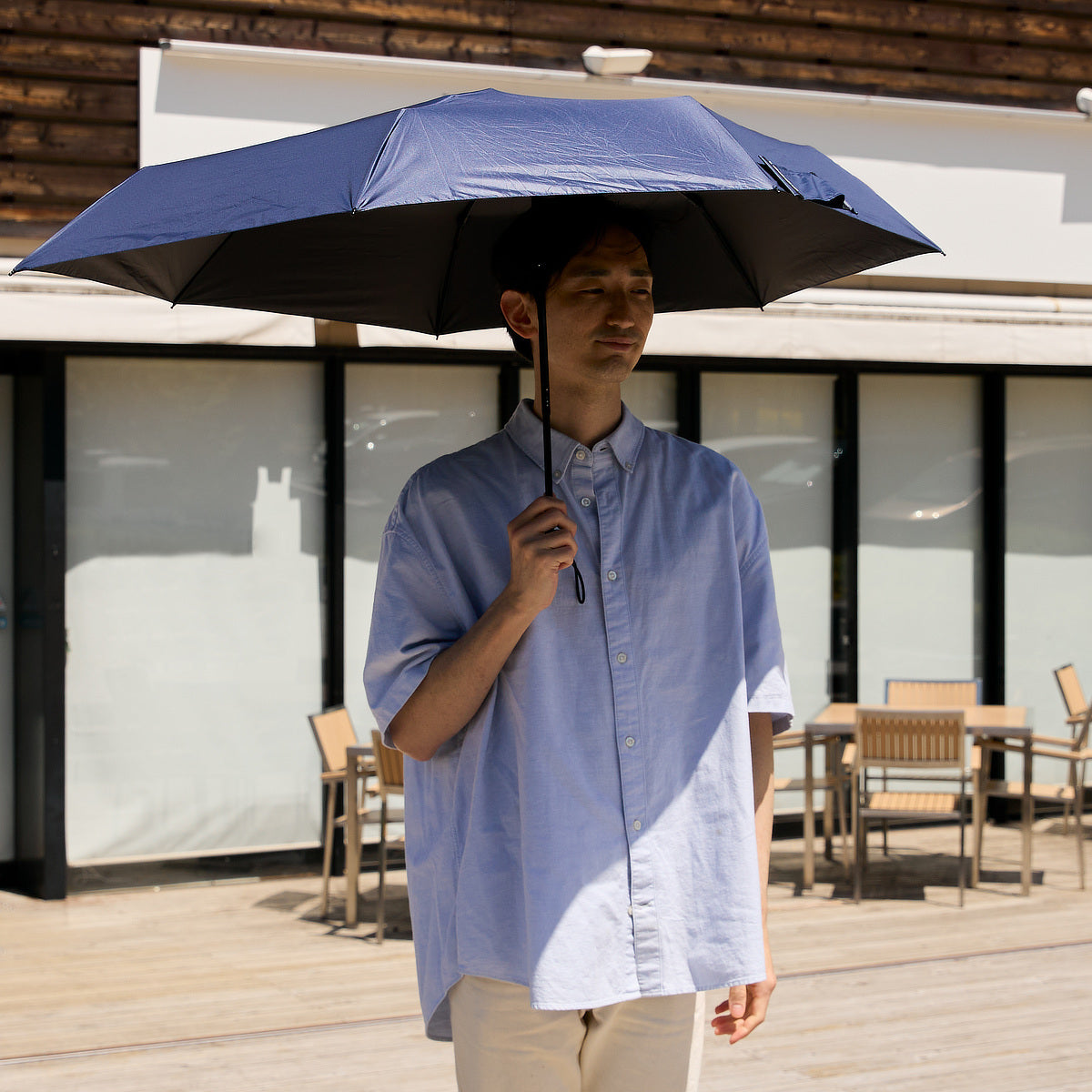 晴雨兼用 日陰を増やせる、片側＋19cmの「折りたたみ傘」｜KAGE+