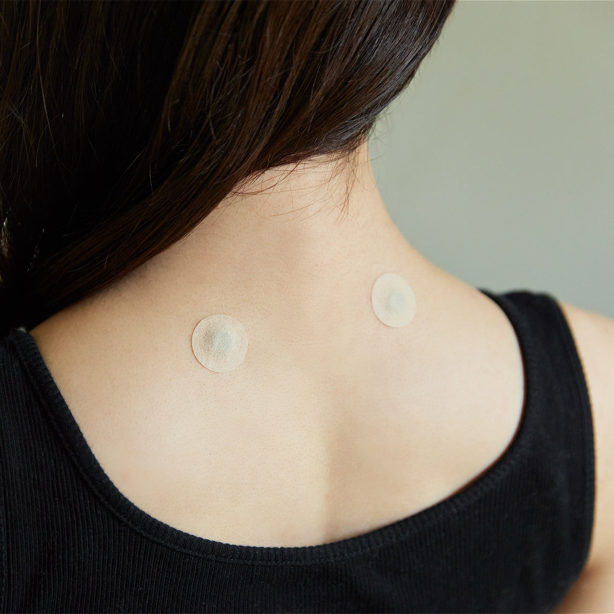 “着るテラヘルツ鉱石”で、血行促進！
