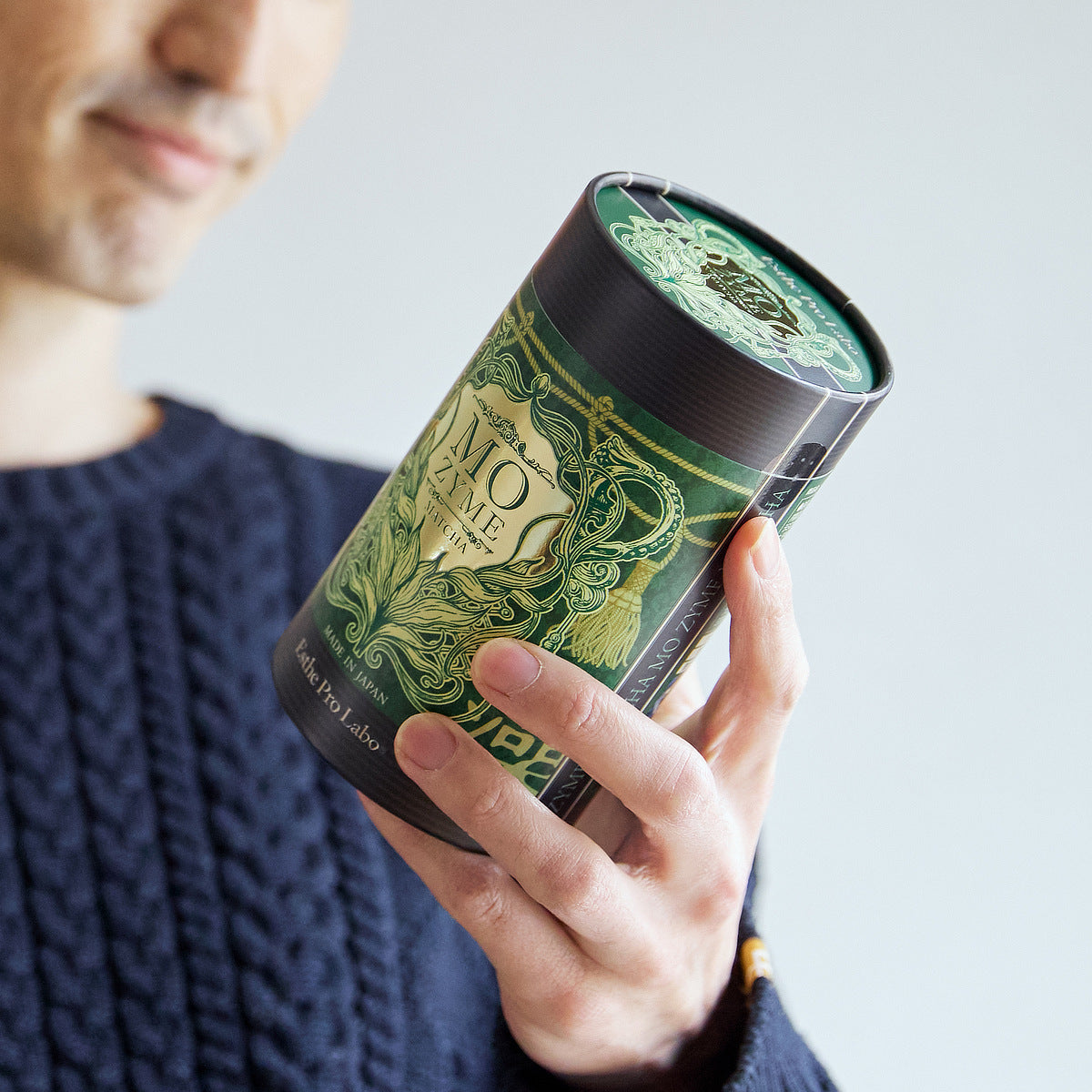 グリーン9素材と植物発酵エキスの「栄養パウダー」｜MO ZYME