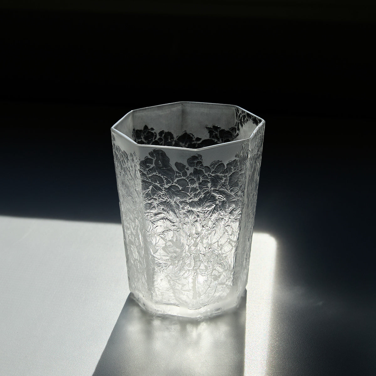 伝統技術を甦らせた「奇跡のグラス」ペアセット｜結霜月華 – MONOCO
