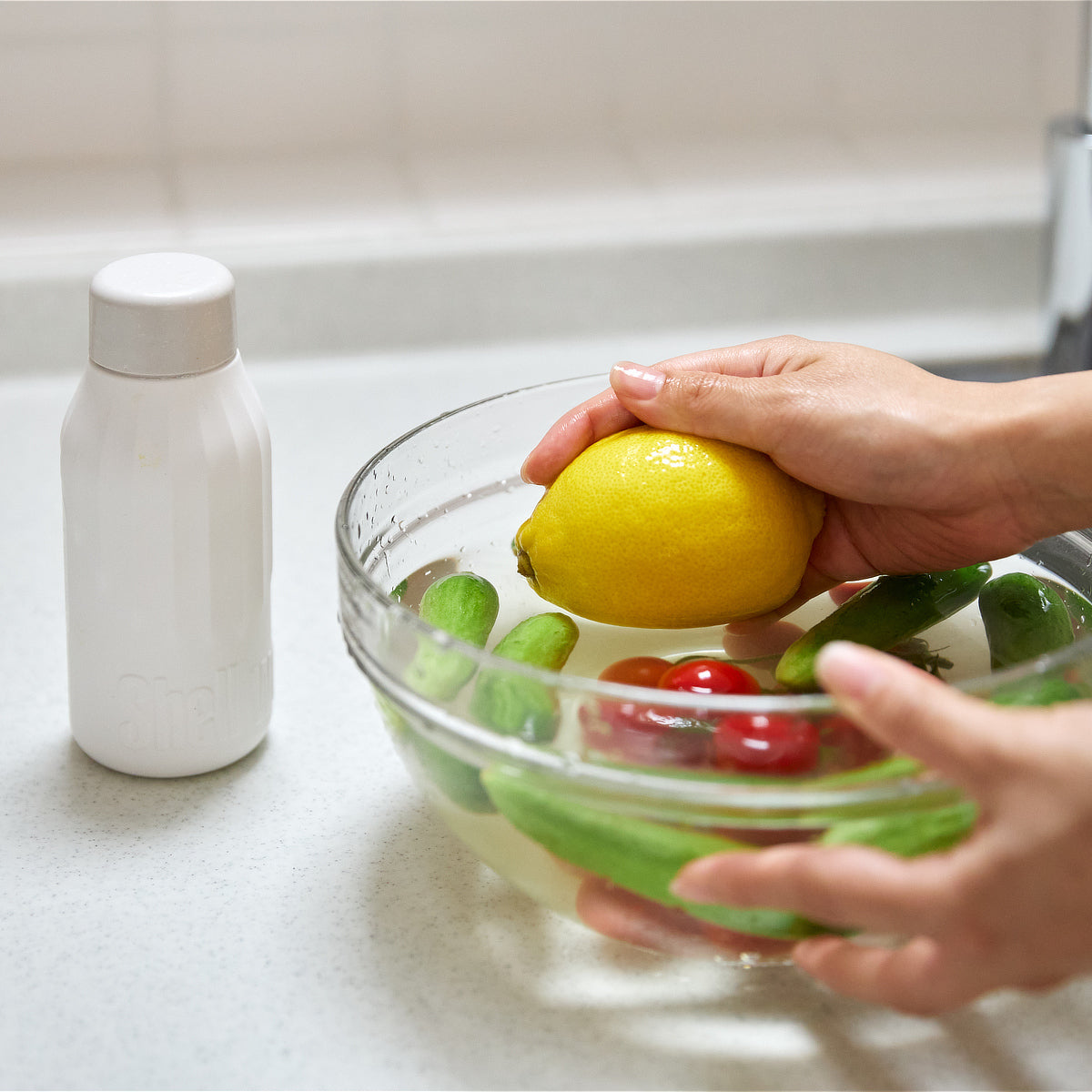 ホタテ貝殻100%の「住居クリーナー・野菜用パウダー」｜Shell we clean?