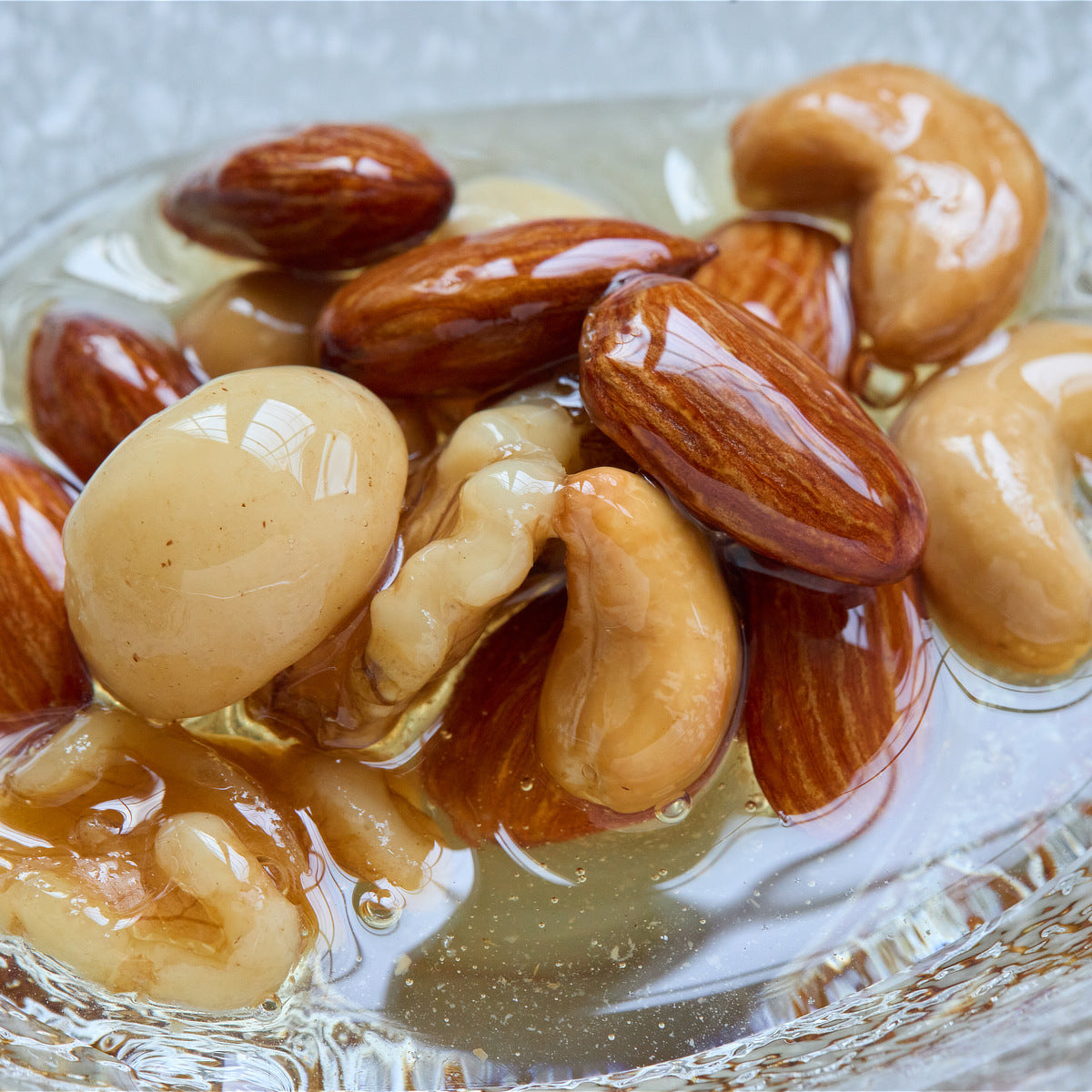 非加熱アカシア蜂蜜を使った「ナッツの蜂蜜漬け」90g｜MYHONEY