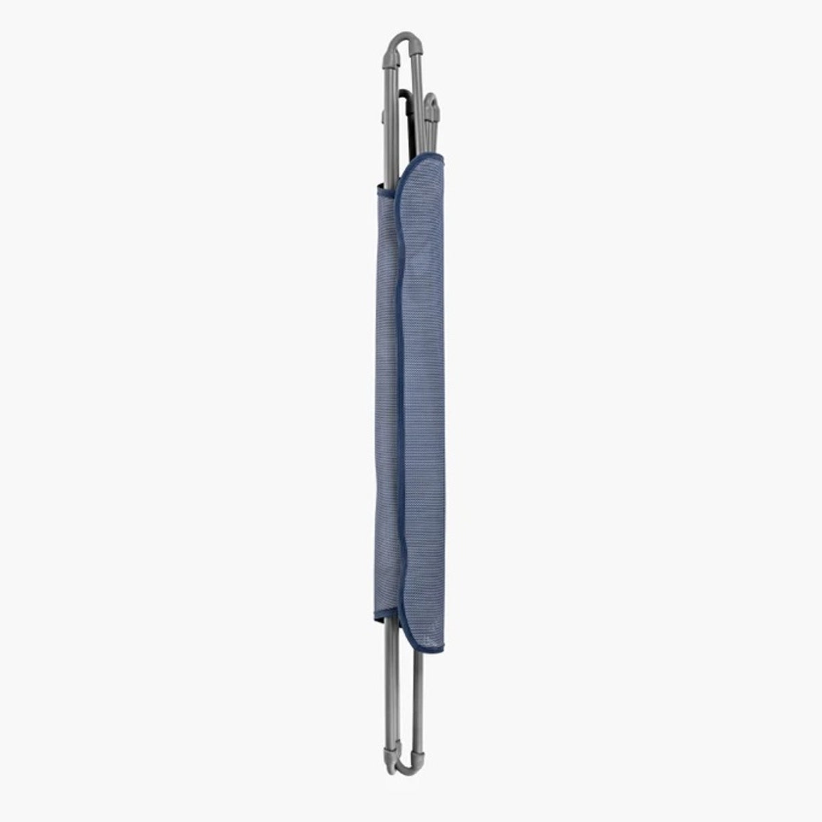 メッシュ素材のコンパクトサイズモデル「バタフライチェア MAXI POPUP LFM1837」｜Lafuma