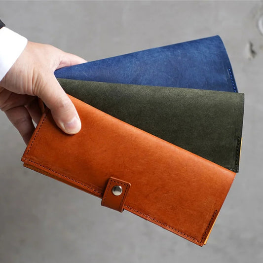 お札よりスリム、持ちやすさを追求した長財布｜LEAFLIC SLIM